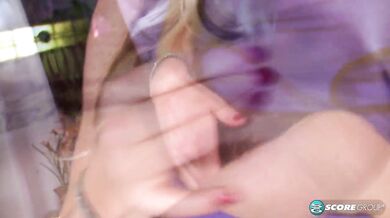 Busty Body Pumping - Maggie Green (Make That)