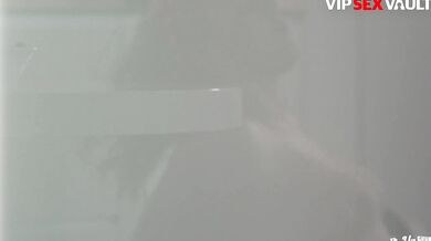 PINUP SEX - Sexy Czech Housewife Bibi Fox Gets Railed Deep In The Kitchen - VIP SEX VAULT