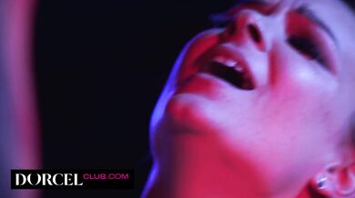 A busty blonde and a gorgeous brunette for the lucky man