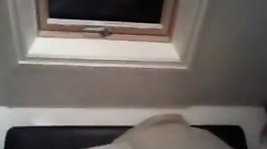 Fat Cam Girl Fingers Her Pussy