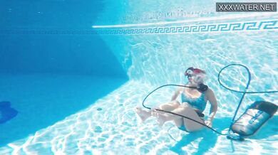 Hot teen in Hungary fucks and sucks big cock