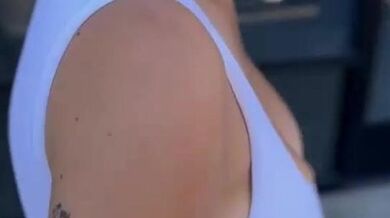 MRLUCKYLIFE - Taking Chloe Surreal And Her Melons To The Farmers Market (Juicy Fruit, Juicy fruit)