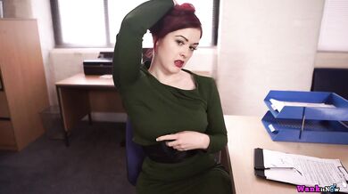 Office Slut Jaye (Jaye Rose)