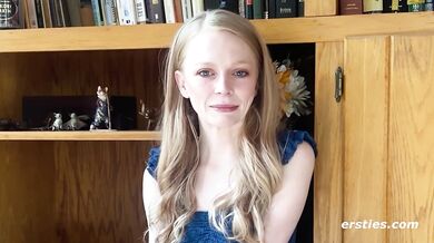 Ersties - Sexy Babe From Texas Ties Herself Up