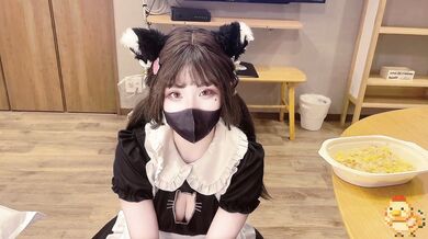 猫系女仆家政服务，黑丝过膝袜女仆上门，色色的隐藏菜单让人欲罢不能满足所有幻想