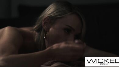 Slutty Emma Hix gets fucked by lucky stud Jay Romero