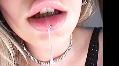 Anna Claire Clouds Shows Off Her Oral Skills In A Blow Bang