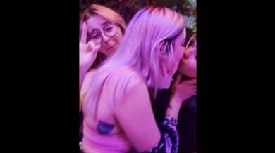 ???? GIRLFRIEND and her STEPCOUSIN Give Me A Blowjob after the Bar!!!