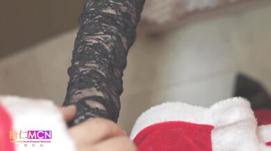 Coriander / Christmas Bunny fucks Santa inviting white Christmas to her Pussy