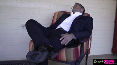 Out of Control Horny Stepsis Savannah Sixx Sits on Stepbros Dick & Fucks Him - S12:E11