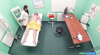 Fake Hospital - His and hers rimjob in doctors office