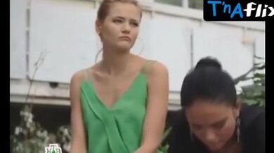 Yana Koshkina Breasts Scene in Vtoroy Shans