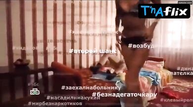 Yana Koshkina Breasts Scene in Vtoroy Shans