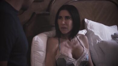 Fucking My Stepmom In Belly Down Position Makes Her Scream For Pleasure- Kinky Mylf - Angel Hott