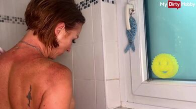 Sexy Rachel Gets Wet In the Shower While Deepthroating Cock - Mydirtyhobby