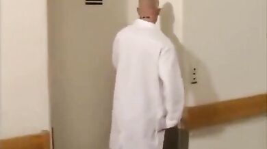 Enfermeras cachondas en castellano