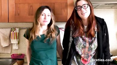 Ersties - Lesbian Babes Have Sexy Fun