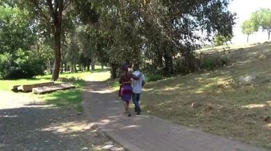 AFRICAN COUPLE BUSTED OUTDOORS IN PUBLIC PARK!!!