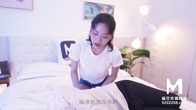 【国产】麻豆传媒作品/MD-0168姐妹齐心同吸精/免费观看