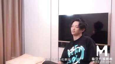 [ModelMedia] Madou Media Works/MMZ-022-Green Tea Stewardess Wandering Scheming/Watch Free