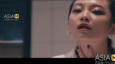 Sorceress Sucks Cum EP2-The transformation of the infected-MDSR-0001 EP2