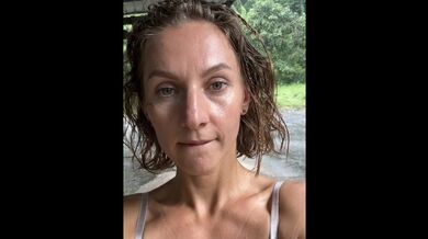 Kriss Sexwife Hotlife