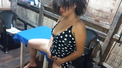 DELICIOUS AFRICAN AMERICAN STEPMOTH WALKS NAKED IN FRONT OF PASSIVE STEPSON