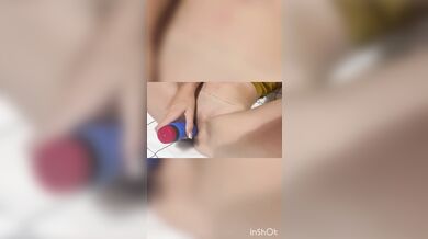 Homemade-long nails hot milf playing with dildo????????