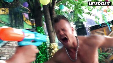 Curvy Babe Lana Roy Deep Pussy Fuck From Hostel Roommate - HORNY HOSTEL