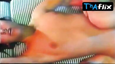 Andrea Albani Lesbian, Real Sex Scene in Las Calientes Orgias De Una Virge