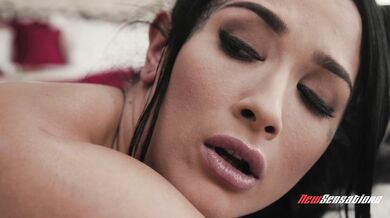 Katrina Jade Oiled Up