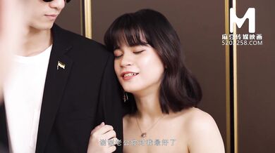 【国产】麻豆传媒作品/MD-0176性愛捉迷藏/免费观看