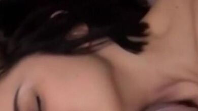 [More on faphotcam.com] Beautiful Cousin Orgasm Face on cam