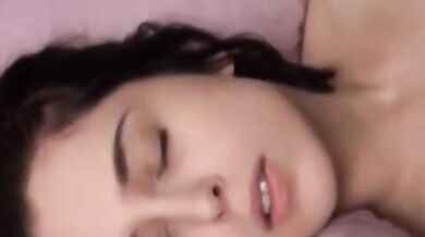 [More on faphotcam.com] Beautiful Cousin Orgasm Face on cam