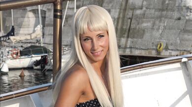 LOVE BOAT (A BLOND MERMAID IN THE HARBOR)