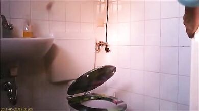 granny piss on toilet