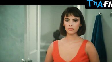 Mathilda May Sexy Scene in Trois Places Pour Le 26