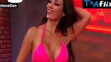 Claudia Ramirez Bikini Scene in La Noche Es Mia