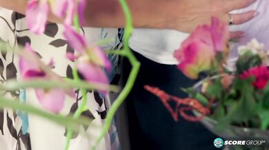 Flowers, A BBC And A Creampie - Sable Renae