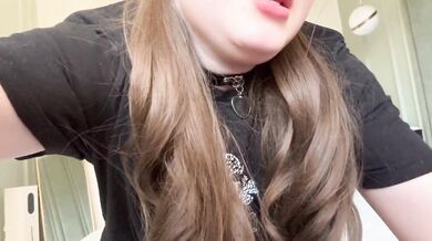 Cute Teen Egirl from Tinder Try Anal for First Time on Facetime Call. Part 2....