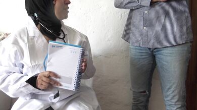 un patient français consulte un médecin à Marseille car il souffre de dysfonction érectile