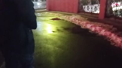 guy masturbates in the city center. EXTREME