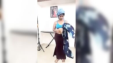 Sharmy Tamil Insta Influencer Seducing