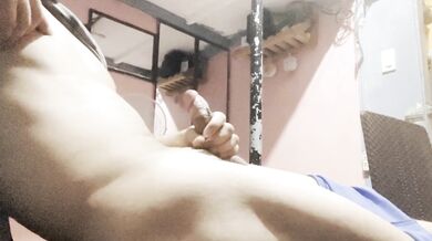 quick jakol while watching showtime