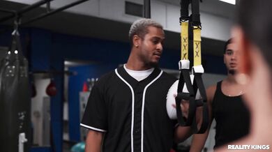 Crazy College Gf Melztube Gets Fucked In Gym