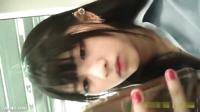 Japanese Cute Girl Upslirt