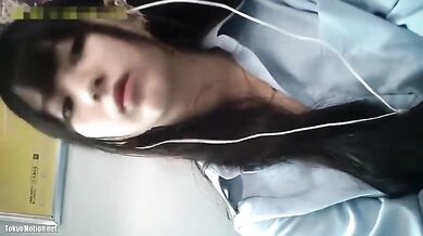 Japanese Cute Girl Upslirt