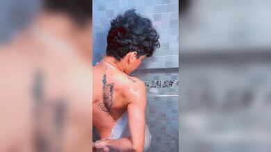 femboy, Transparent Pleasure in Water and Being