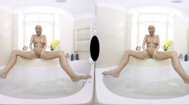 Reality Lovers - Teen Slut Playing With Her Wet Pussy! Full Scene!