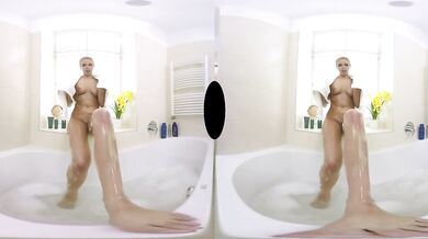 Reality Lovers - Teen Slut Playing With Her Wet Pussy! Full Scene!